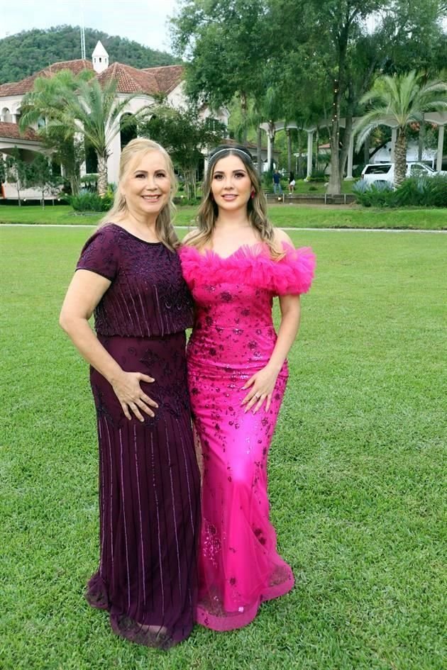 Chelo Garza y Karen Giselle Rodríguez