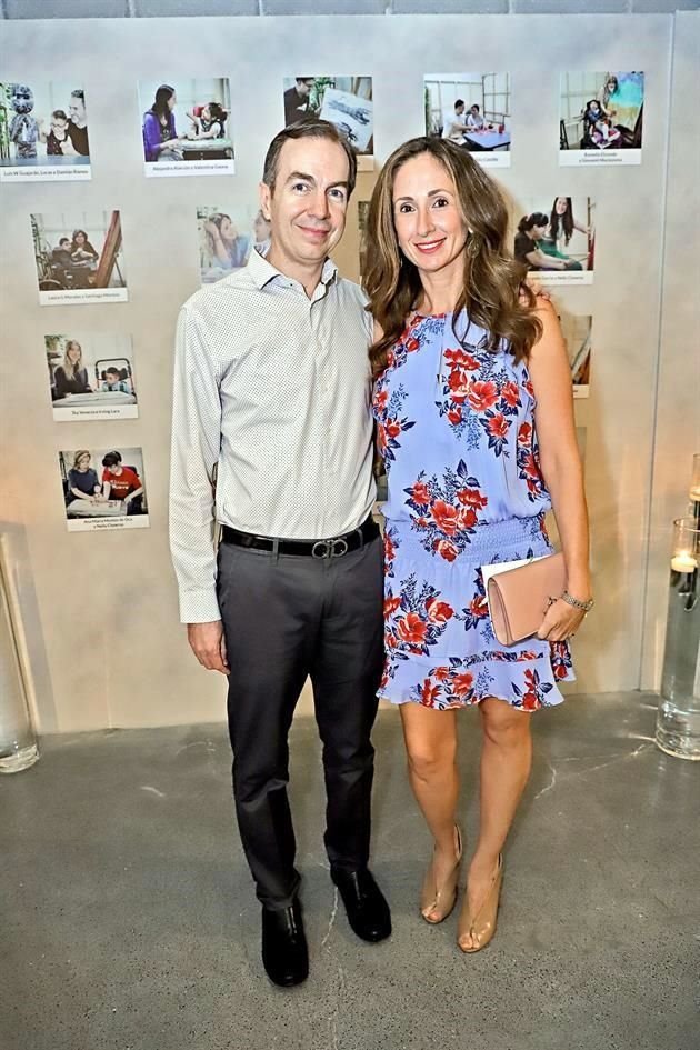 Adrián Pérez Maldonado y Patricia Garza de Pérez Maldonado