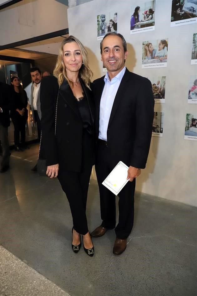 Verónica Rodríguez de Clariond y Federico Clariond