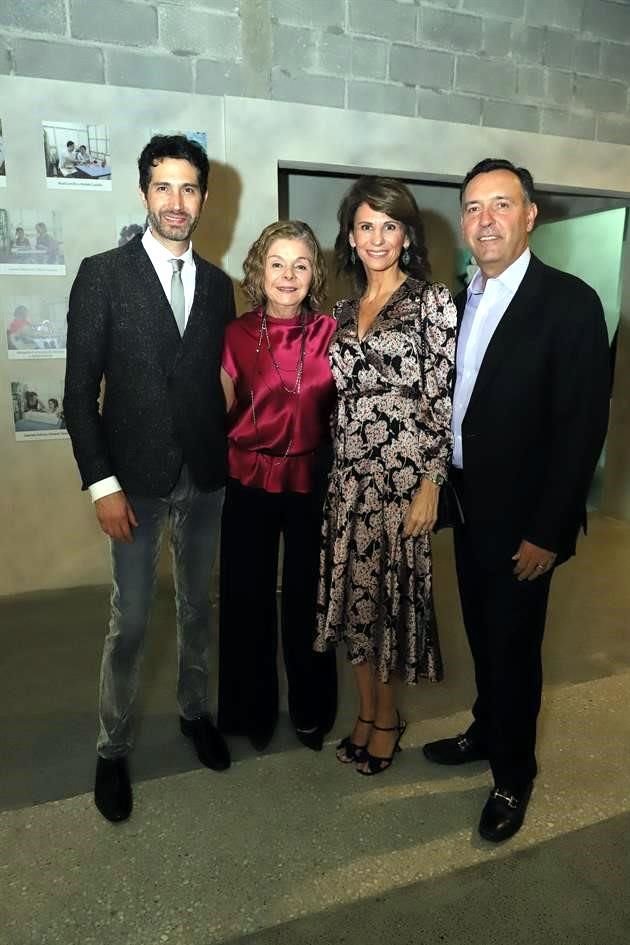Benny Ibarra, Lily Navarro de Martínez, Susana Ortiz de Garza y Juan Garza Herrera