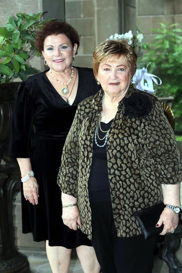 Linda Vázquez de Maldonado y Orfelinda González
