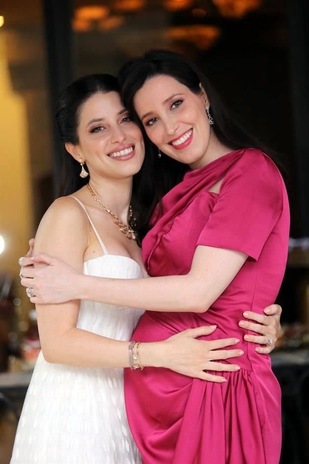 Mireya y Alejandra Ríos