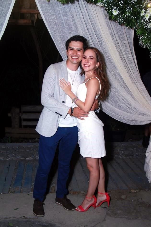 Bernardo Villarreal Lozano y María Eugenia Pérez Hinojosa