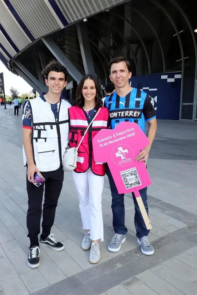 Marcelo de la Garza Beltrán, Gaby Beltrán de De la Garza y Marcelo  de la Garza