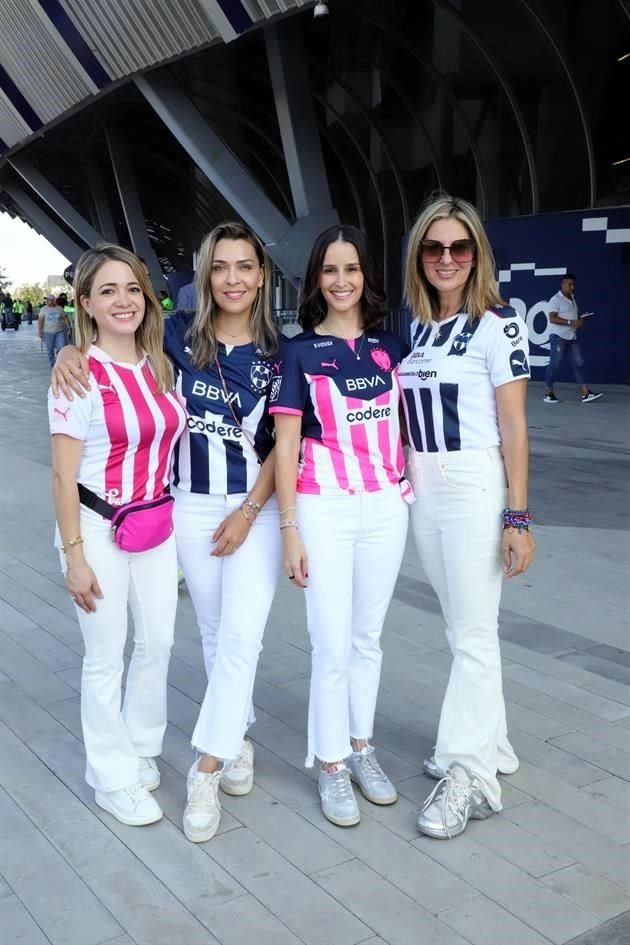 Nancy Salazar, Cristina Gutiérrez de Montemayor, Cruz María Cantú y Gaby Beltrán de De la Garza