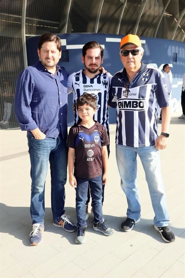 Eduardo Velarde Jr., Pablo Velarde, Eduardo Velarde y Esteban Velarde