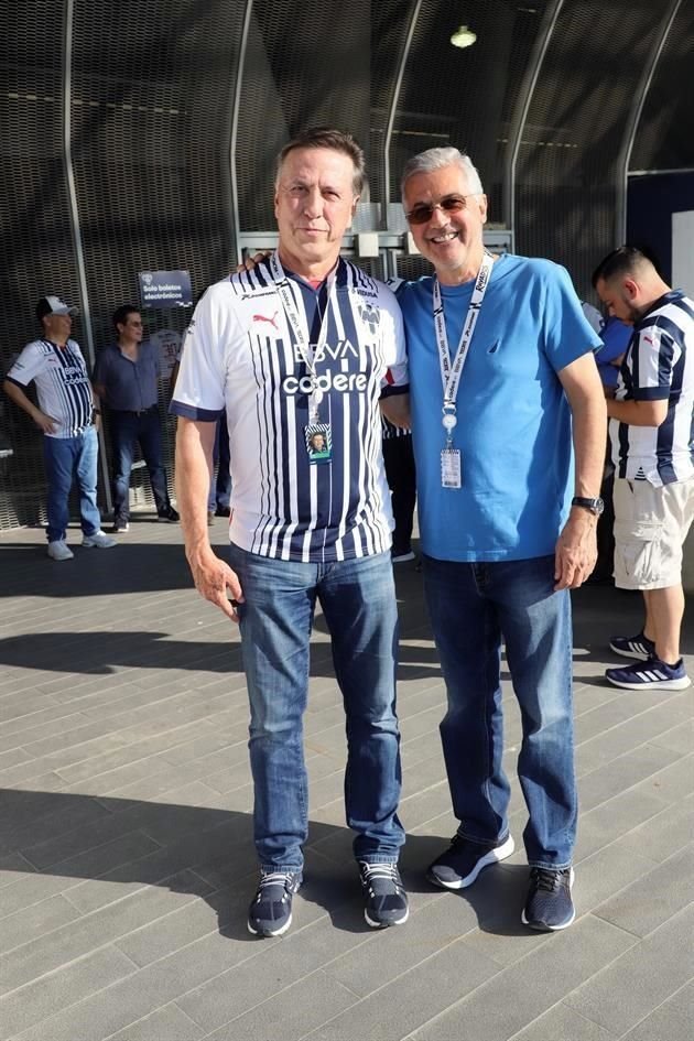 Gerardo Sada y Roger González