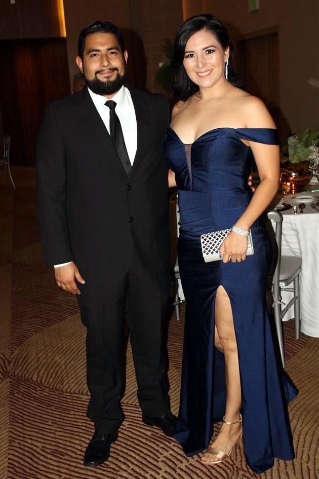 Fernando Ibarra y Brenda Adame