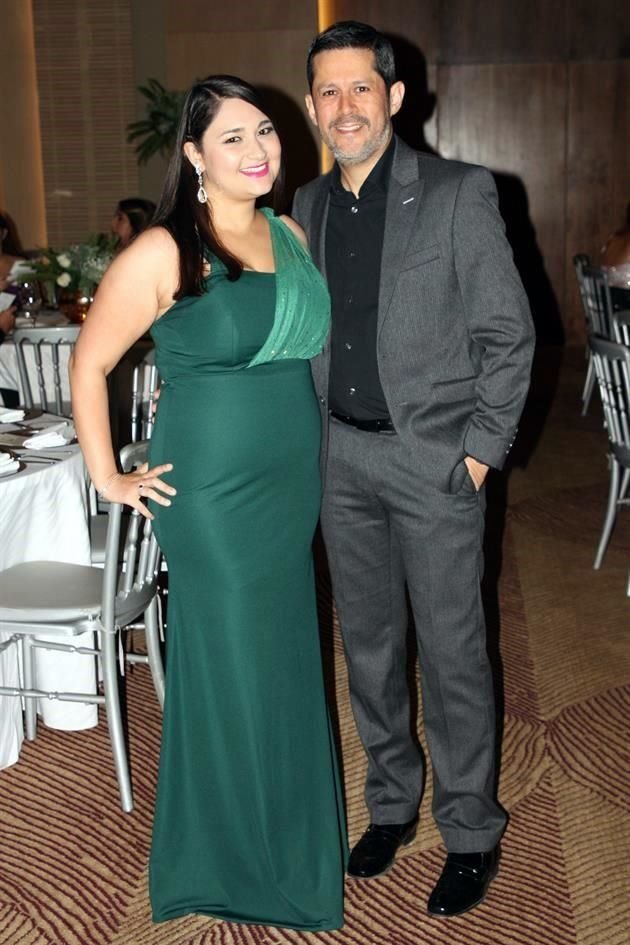 Liz Lozano y Filiberto Fernández