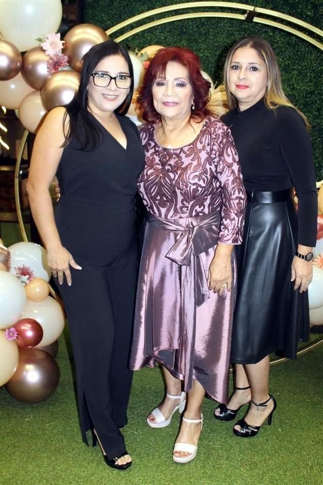 Brenda García, Rosy Lechuga y Cynthia de Sartorious