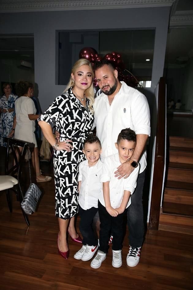 Karla Cadena y Fernando Sánchez Cavazos