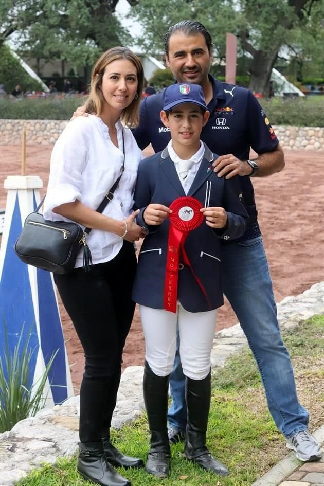 Daniela Marcos, Gonzalo Alanís y Orlando Cantú