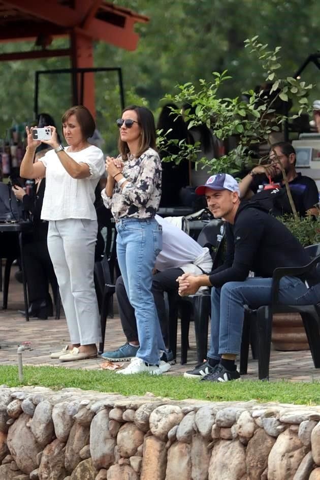 Martha de la Garza de García, Martha García de Cueva y Andrés Cueva