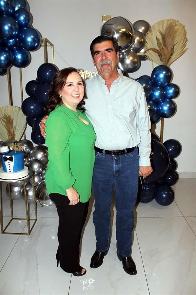 Carmen González y Gerardo Elizondo