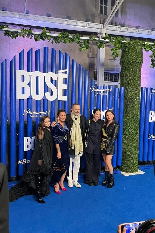 Miguel Bosé, Karol Sevilla, María José, Ximena Sariñana y Paty Cantú