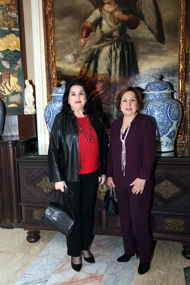 Alicia Boesch de Santos y Yolanda Cárdenas de Vega