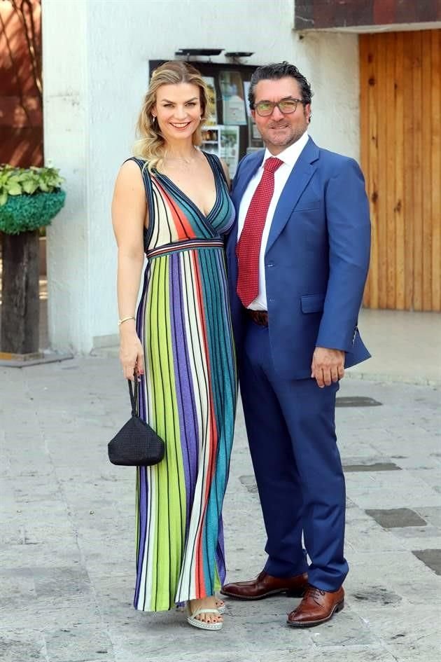 Tatiana de Orantes y Luis Orantes