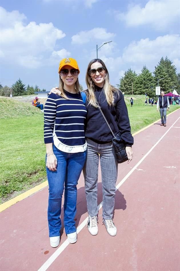 Alejandra Pérez y Roberta Ybargüengoitia (Monterrey)