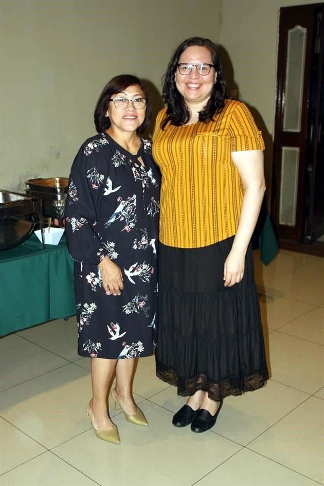 Carmen Garza y Rocío Martínez