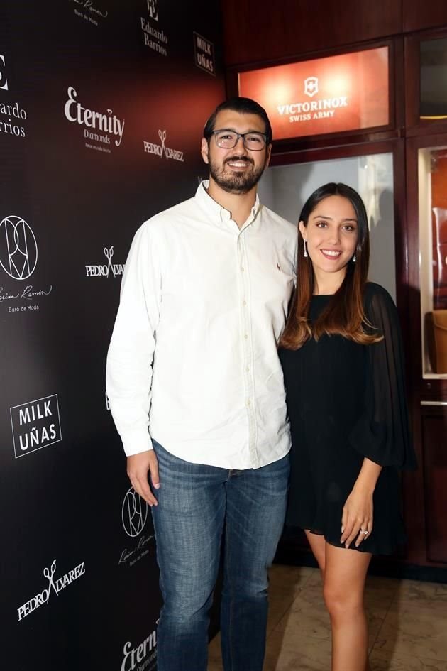 Víctor Gutiérrez Campos y Karla Garza de Gutiérrez