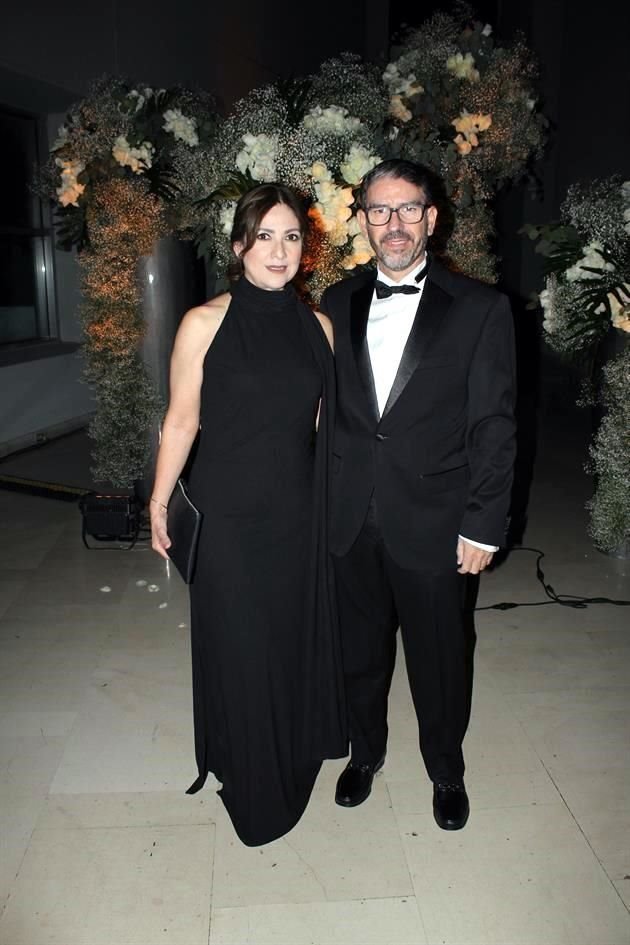 Gabriela Alonso y Armando Garza