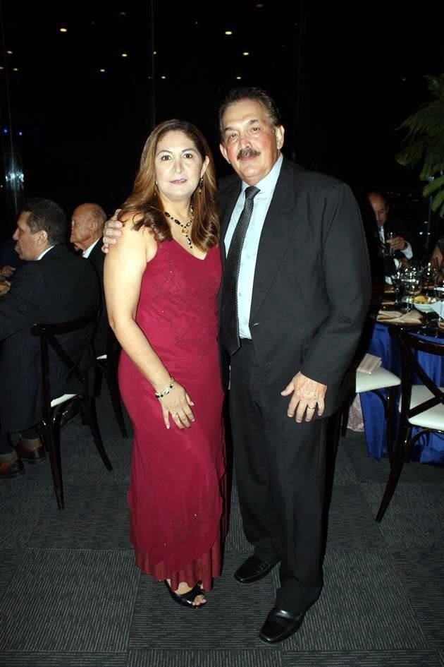 Rosa Nelly Villarreal y Leonardo Elizondo