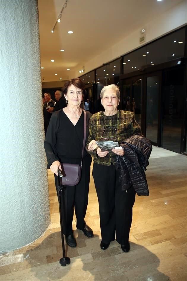 María Teresa Barragán y Lucía Lozano Fuentes