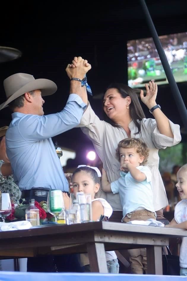 David Garza Santos y Mónica Pérez de Garza