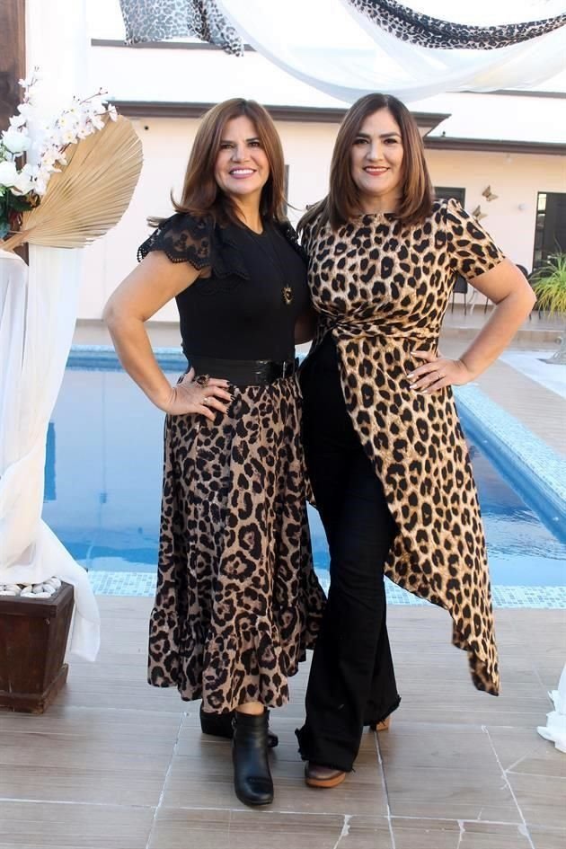 Paty Antúnez de Dávila y Sonia Flores de Dávila