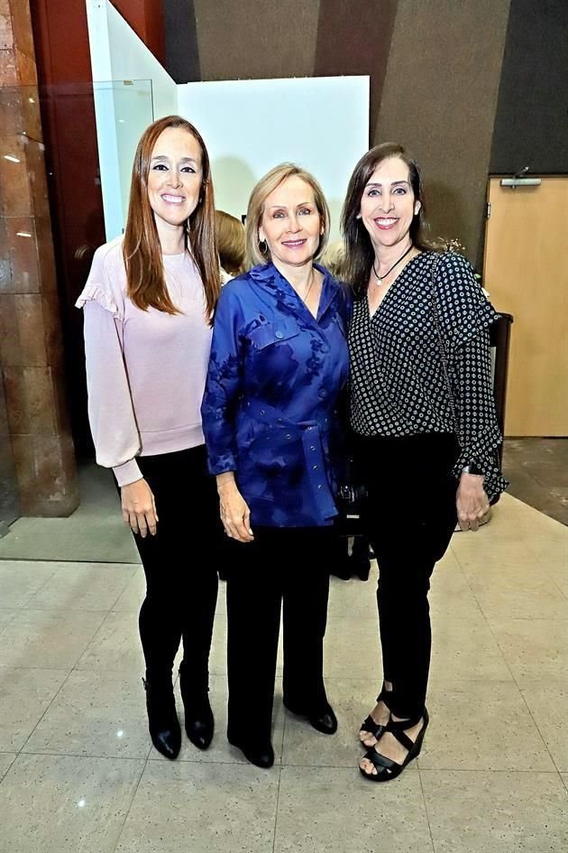 Cristina Mendoza, Cristina Toussaint y Catalina Rodríguez