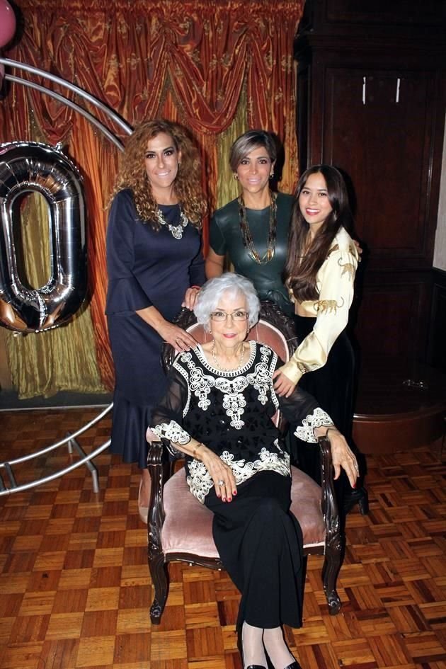 Patricia Martínez, Marcela Martínez, Hannea Sandoval y María Villarreal Treviño