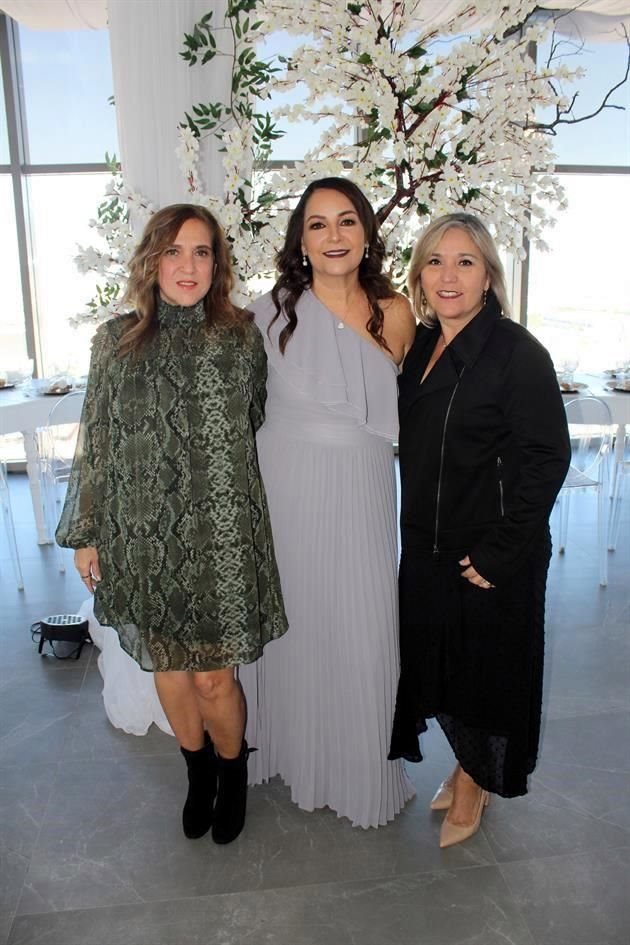 Claudia Ramírez, Blanca Fortozo de Gallardo y Ayme Alvarado