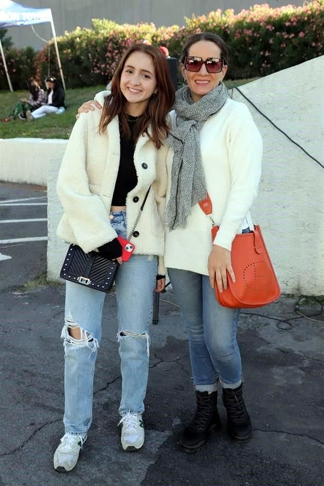 Paola Zavala y Cecilia Zavala