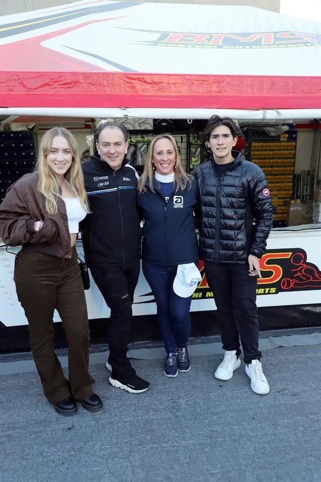 Paola Bortoni Poinsot, Salvador Bortoni, Paola Poinsot de Bortoni y Salvador Bortoni Poinsot