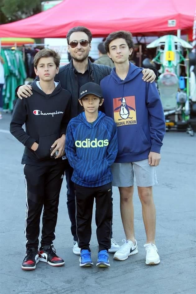 Eugenio Dieste, Gerardo Dieste, Gerardo Dieste Jr. y Gabriel Dieste