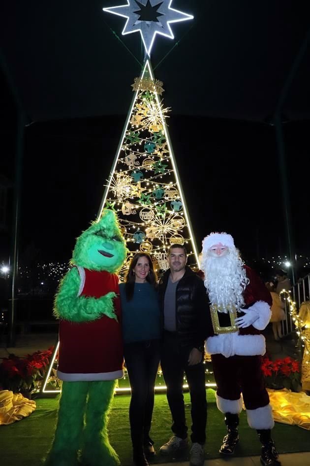 Liliana Treviño de Galván y Alejandro Galván