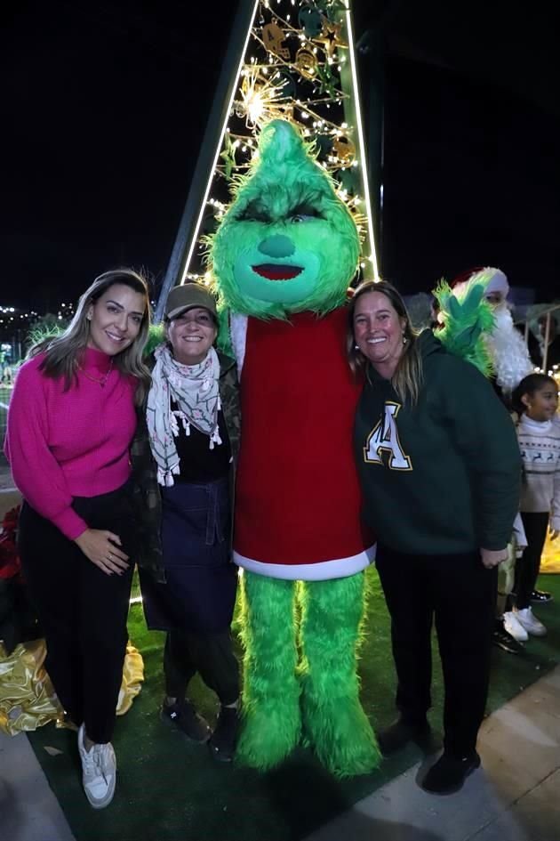 Cristina Gutiérrez de Montemayor, Lidia Pérez de Warnholtz y Delia Villarreal de Carrera