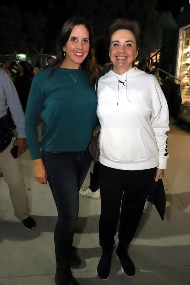 Liliana Treviño de Galván y Patricia Garza