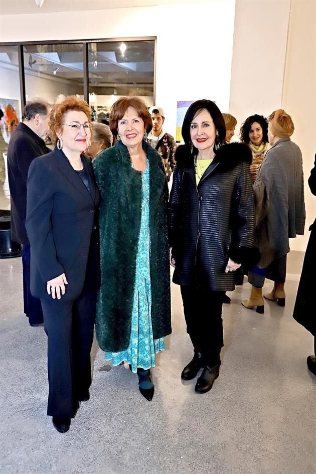 Emma Molina, Patricia Garza Valero y Margarita González de Berchelmann