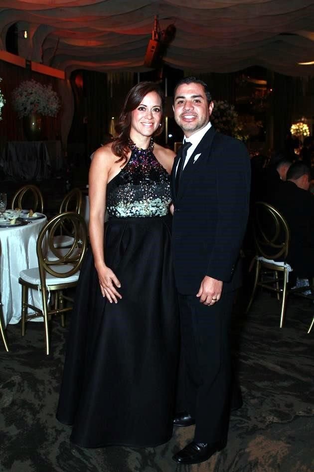 Laura Berenice Garza de García y Gilberto Gerardo García Garza