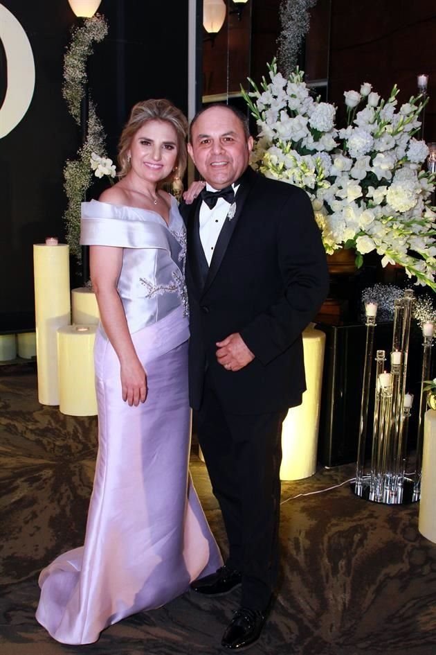 Alejandra García de García y Ernesto García Alanís