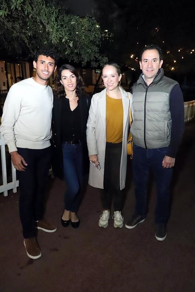 Alejandro Girón, Anne Barailler, Verónica Medina y Rodrigo Quintanilla