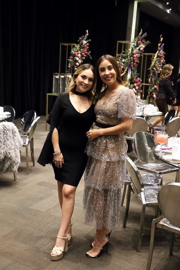 Karolyn Martínez y Mireya Elizondo