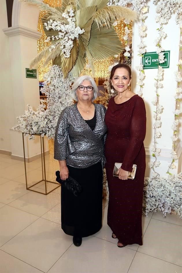 Magda Guajardo y Bertha Anita Garza