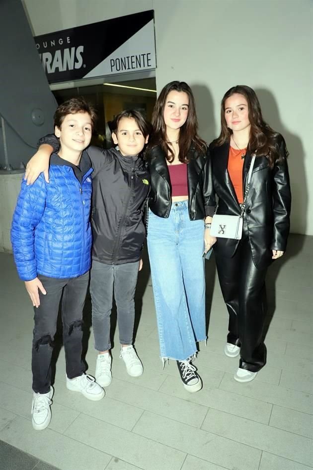 Nicolás Sancho, Alberto Furber, Michelle Furber y Daniela Lozano