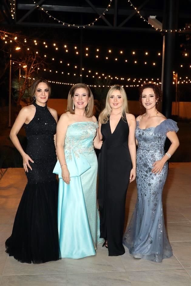 Alejandra Gamboa, Irasema Garza de Elizondo, Adriana Oyervides de Elizondo e Ingrid Elizondo de Padilla