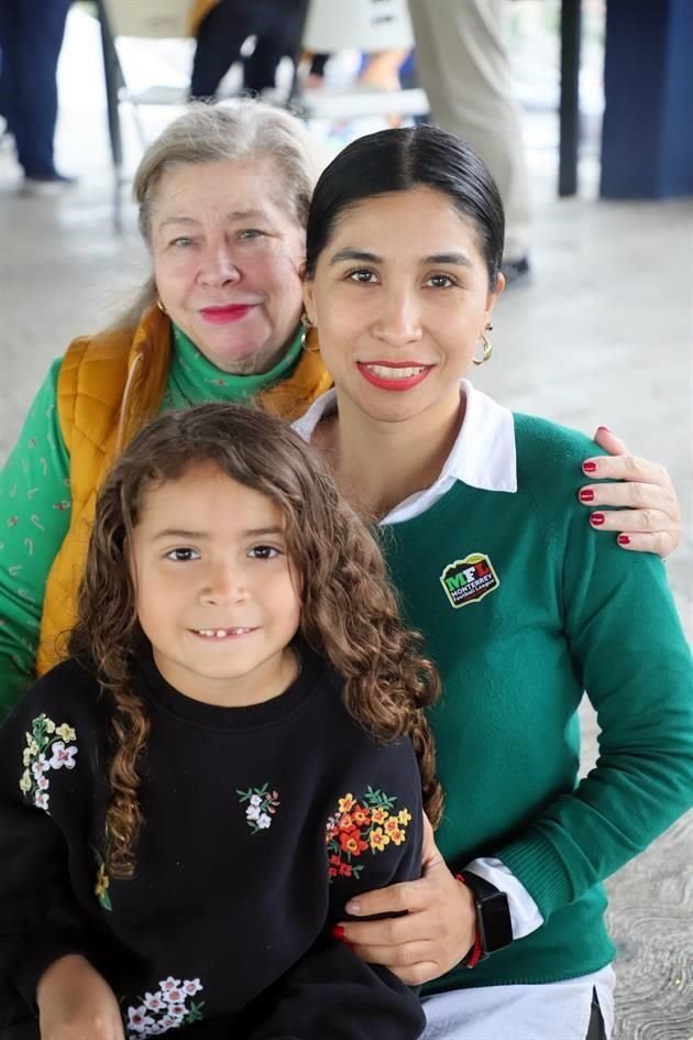 Lupita Ayala, Gisela García y Eleonor Domínguez