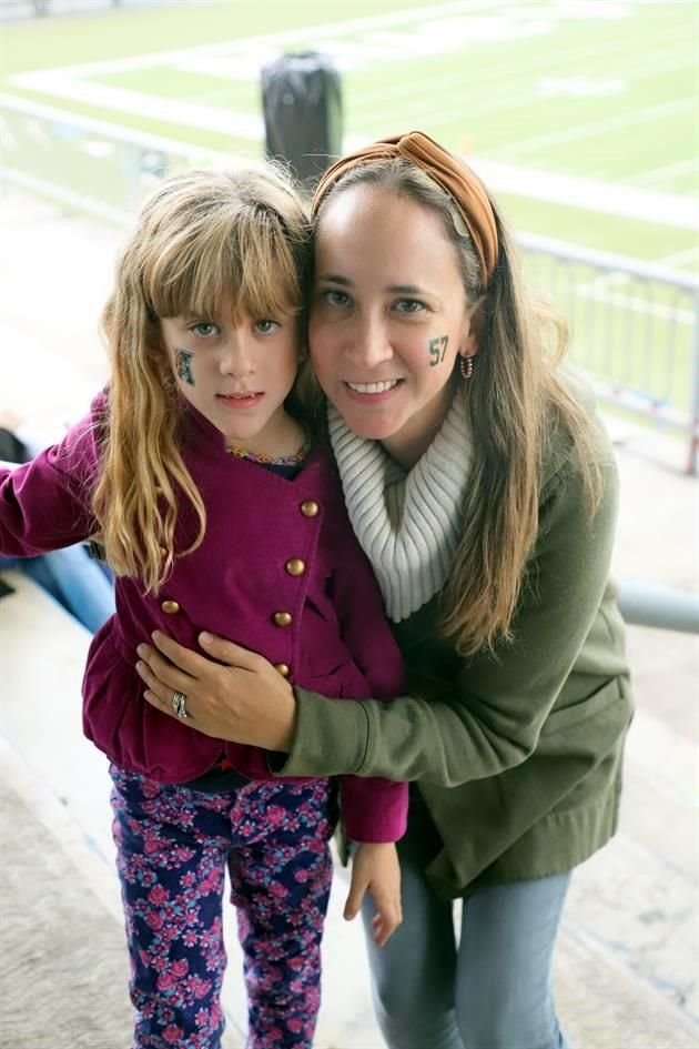 Cata Santos y Caty Treviño de Santos