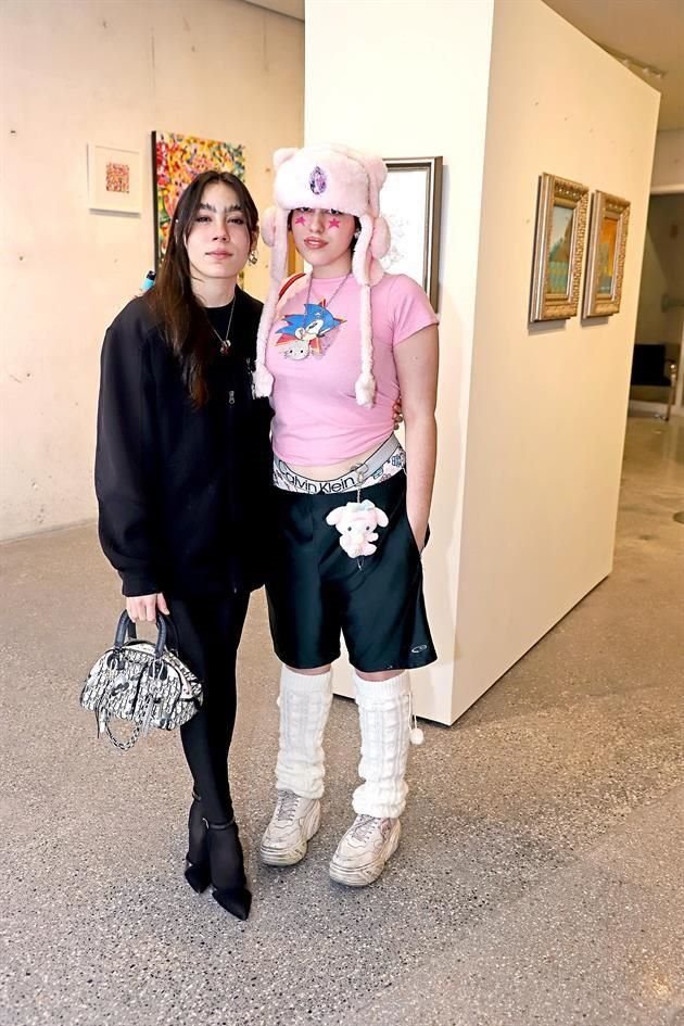 Marina Espinoza y Fernanda de la Garza