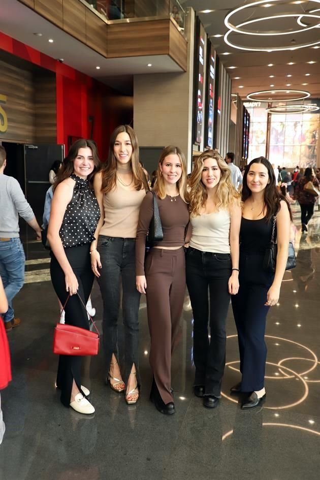 Mariana Colyer, Roberta Lozano, Milena Garza, Ana Paola Benavides e Isabella Maldonado